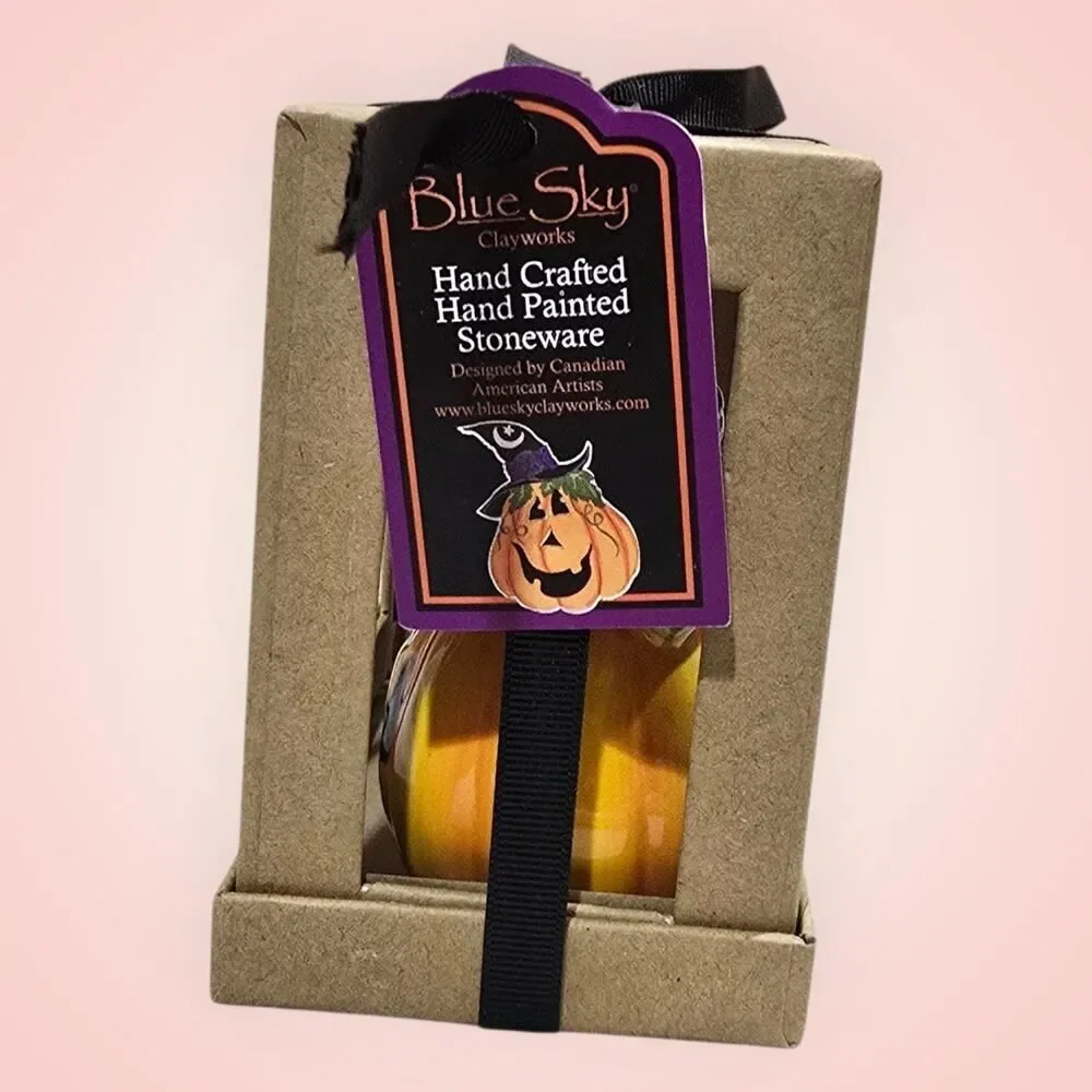 Blue Sky Clayworks Pumpkin Black‎ Crow Salt & Pepper Shakers Boxed